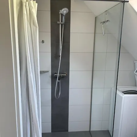 Strohbär In Apartment *